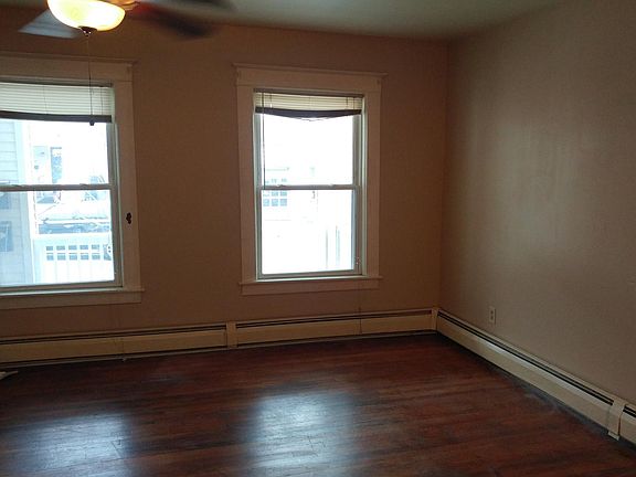 2nd image of 2346 16th St Floor 1