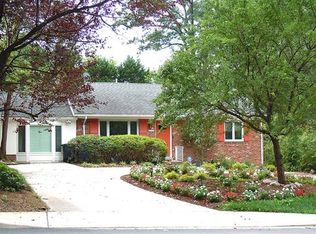 6206 Massachusetts Ave, Bethesda, MD 20816