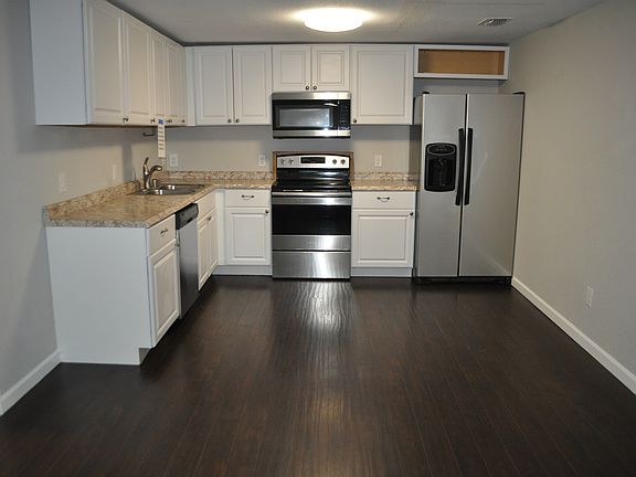 5th image of 307 Perry Ave