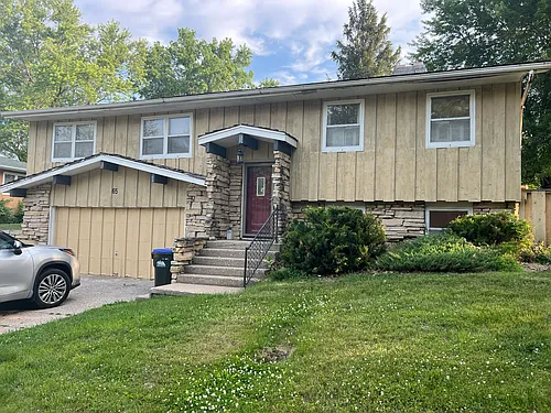 65 Arbury Dr Photo 1