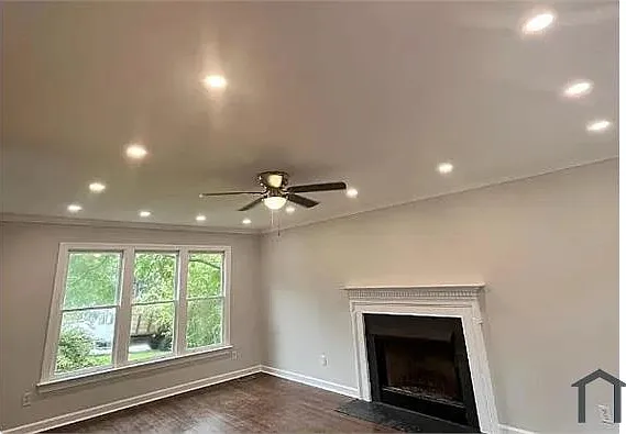 4200 Medlar Ln — Photo 6