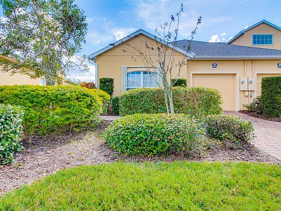 2nd image of 2680 Camberly Cir