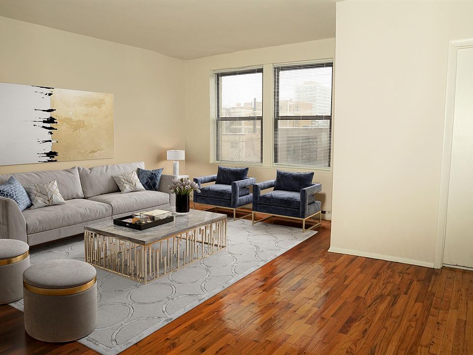 1st image of 5728 N Winthrop Ave #501
