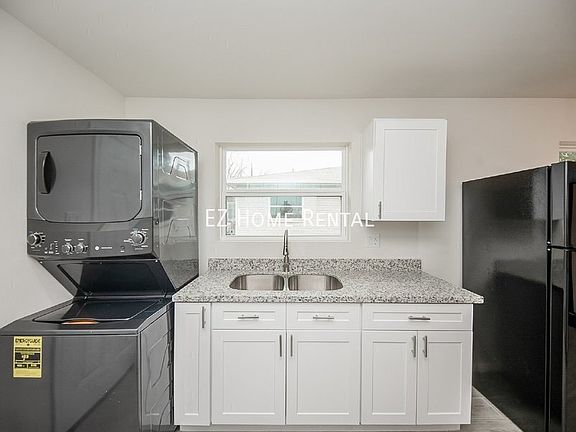5th image of 5042 Mallow St #B