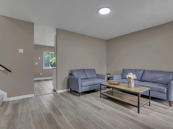 2nd image of 2637 Glenbar Ct