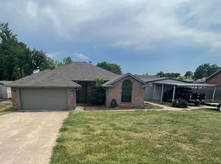 2608 W Wildwood Dr, Pauls Valley, OK 73075