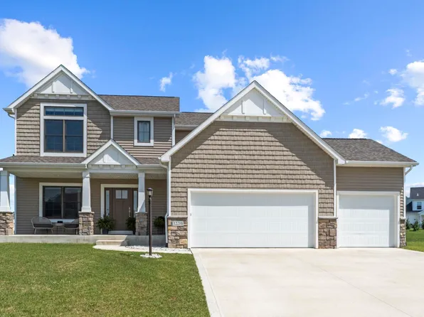 12210 Speranza Dr, Fort Wayne, IN 46818