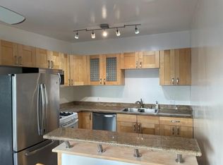 8325 W Manchester Ave APT C, Playa Del Rey, CA 90293