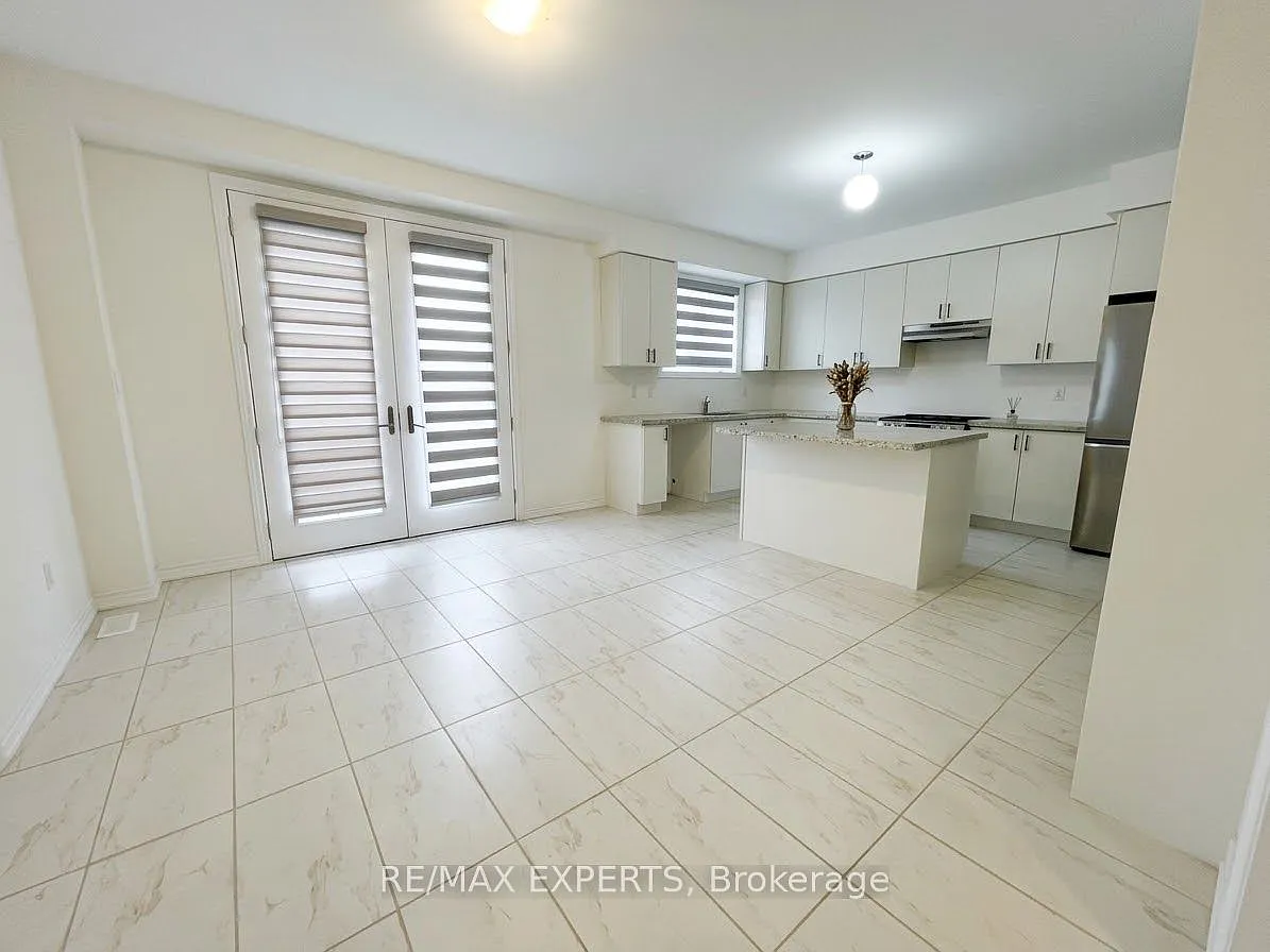 4 bed, $3,200 — Photo 3