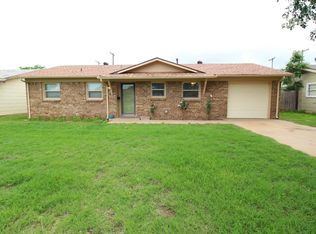 1619 68th St, Lubbock, TX 79412