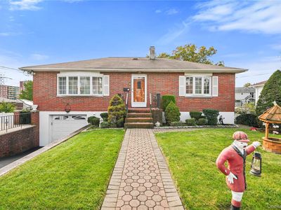 181 Roundhill Drive, Yonkers, NY, 10710