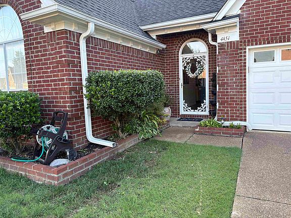 2nd image of 4451 Lunsford Dr