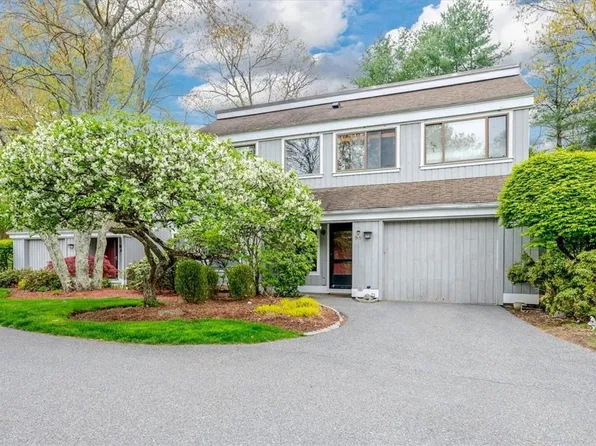 86 Heritage Hills #B, Somers, NY 10589