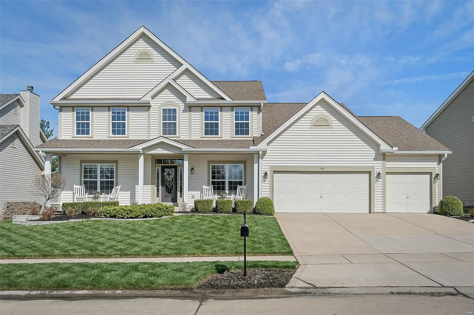 107 Derbyshire Ln photo 1
