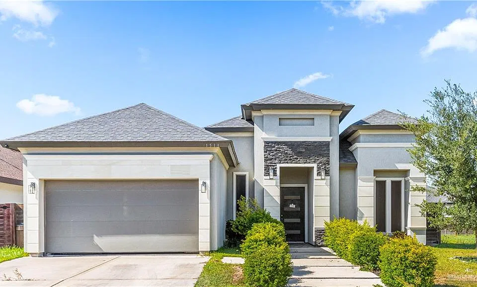 1513 Zenith Dr
