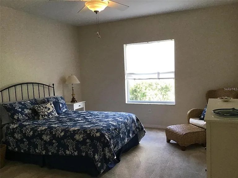 1292 W Hillsborough Blvd — Photo 12