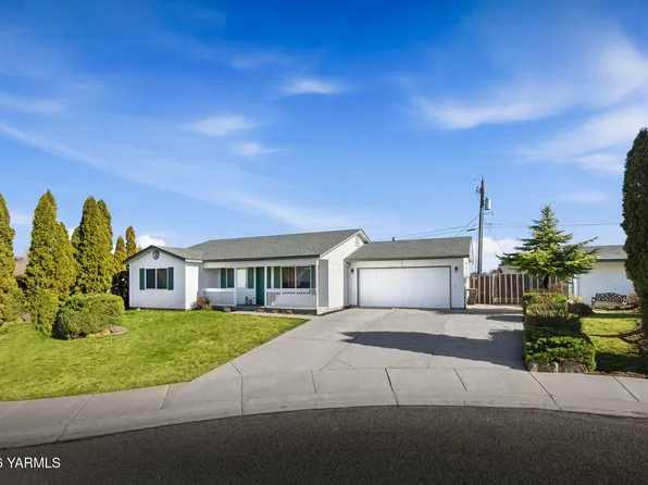 239 Joyce Pl, Yakima, WA 98908