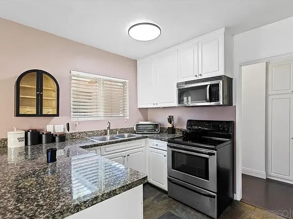 17165 W Bernardo Dr Unit 205, San Diego, CA 92127