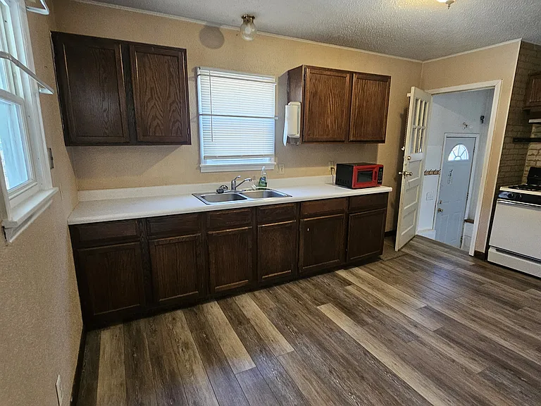 3924 Canyon Lake Dr #3 — Photo 13