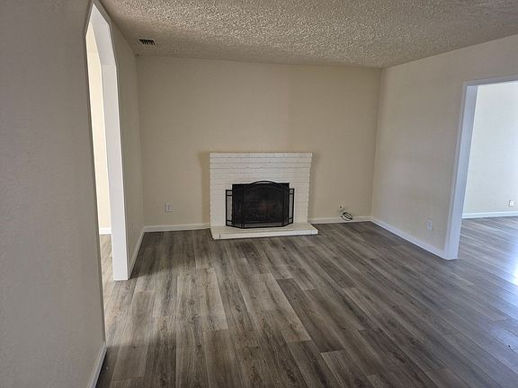 3rd image of 5549 Wilsey Way