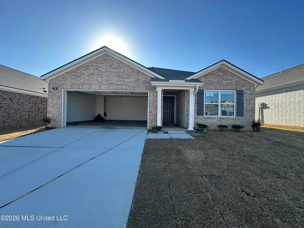 38 S Thorn Tree St, Byhalia, MS 38611