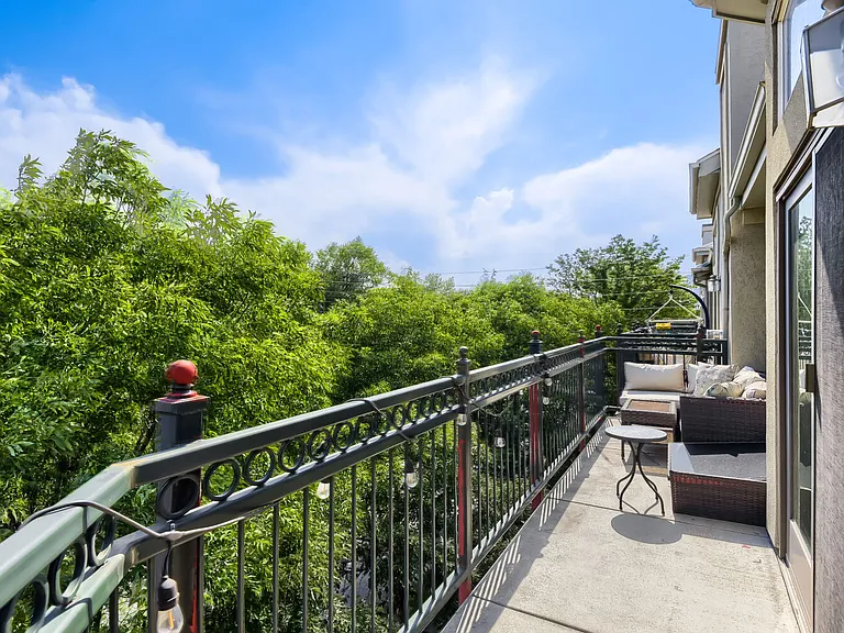 1705 N Gaylord St #301 — Photo 15