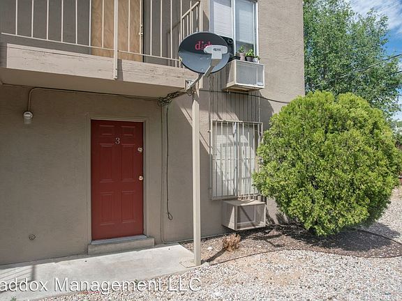 5th image of 436 Utah St NE APT 03