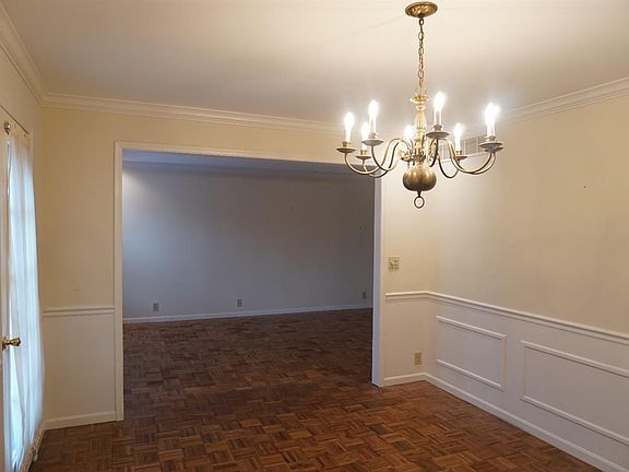5th image of 4308 Berryhill Ln