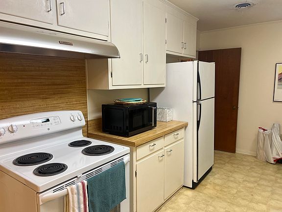 2nd image of 1400 W 36th Ave