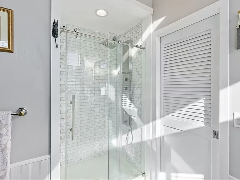 19 Bay Shore Dr — Photo 6