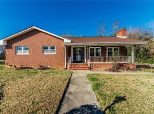 1011 Rome St, Petersburg, VA 23803