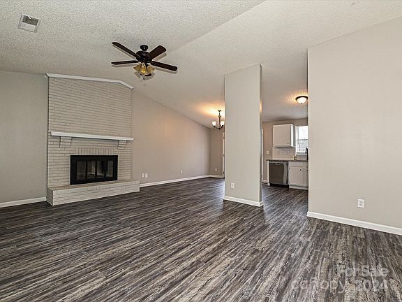 3rd image of 8319 Kapplewood Ct
