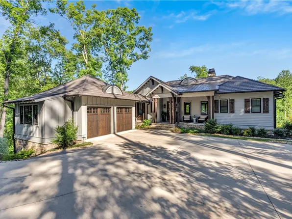 201 Saranac Dr, Sunset, SC 29685