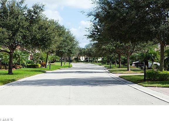 5th image of 2860 Apple Blossom Dr