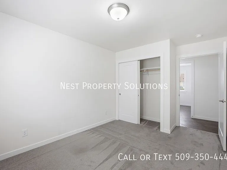 123 9th Ave #8 — Photo 22