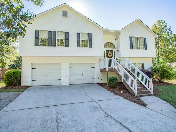 62 Boulder Dr, Carrollton, GA 30117