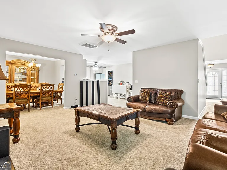 7155 Laurel Creek Dr — Photo 7