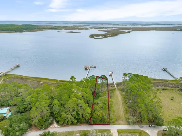Clark Dr, Panacea, FL 32346