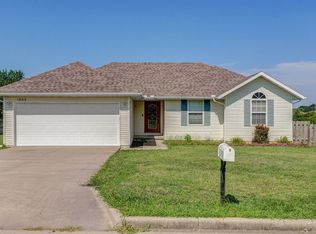 1805 S Tyler Ave, Aurora, MO 65605