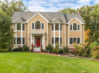 85 Ogunquit Rd, North Andover, MA 01845