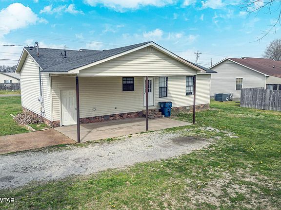 3rd image of 1530 Bellemeade Rd