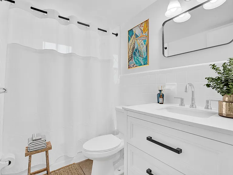 586 Azalea Ln #14 — Photo 6