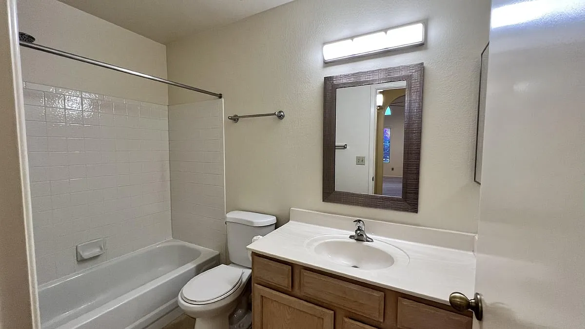 13430 North 92nd Way — Photo 4