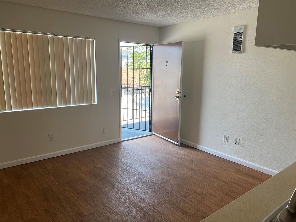 1st image of 3863 46th St #5