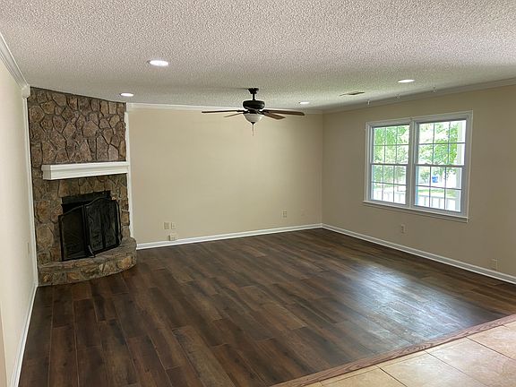2nd image of 338 Crosshill Trl #1