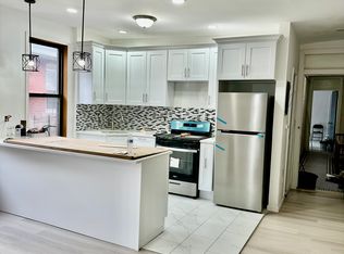 1654 White Plains Rd #1F, Bronx, NY 10462