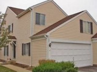 2727 Yorkshire Ct, Aurora, IL 60502