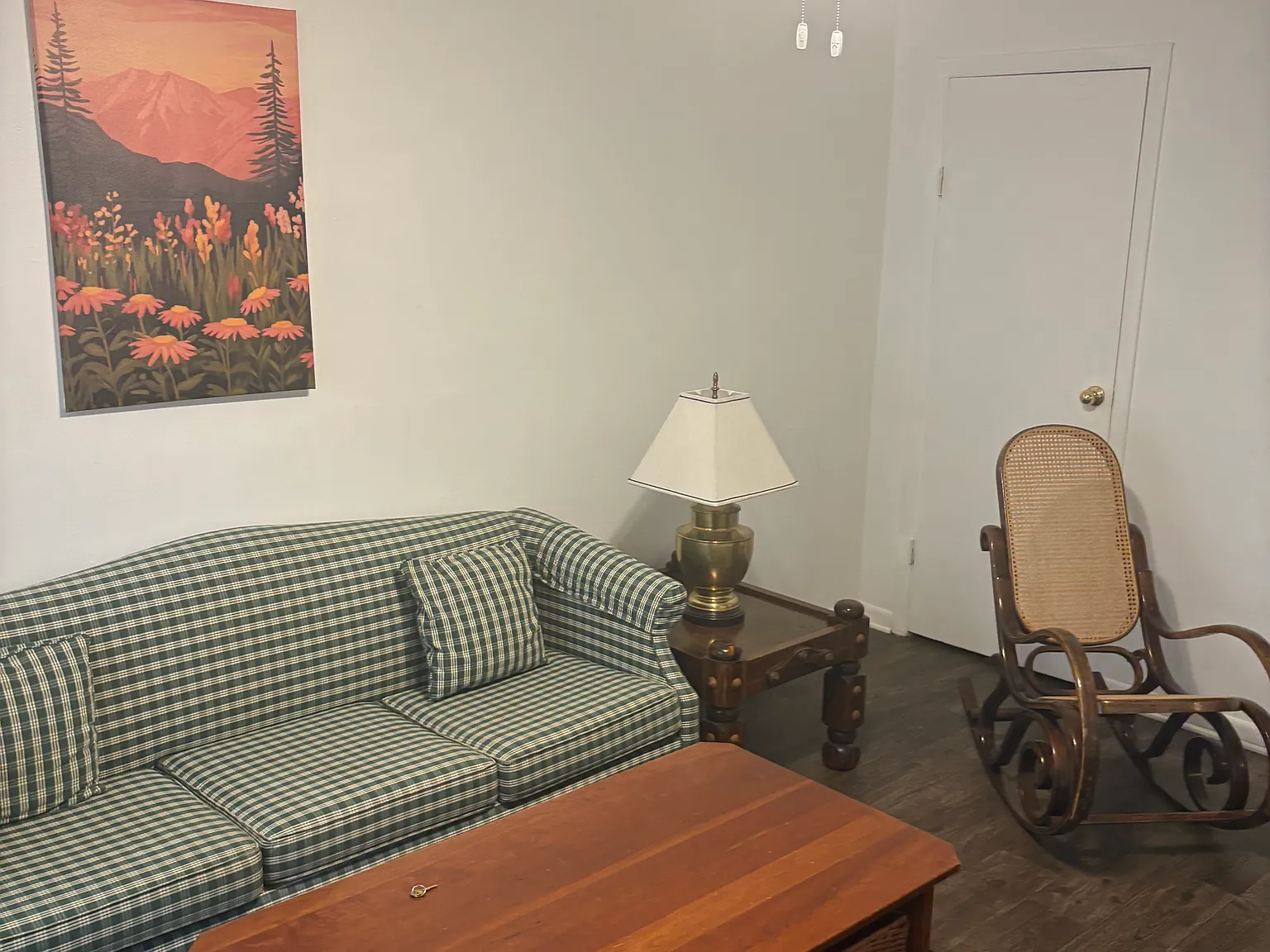 2 bed, 1000 sqft, $1,350 — Photo 3