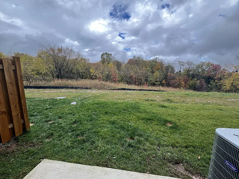 8157 Bartholomew Ct — Photo 13