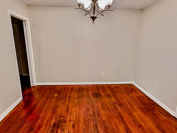 4th image of 1244 W 12TH Street